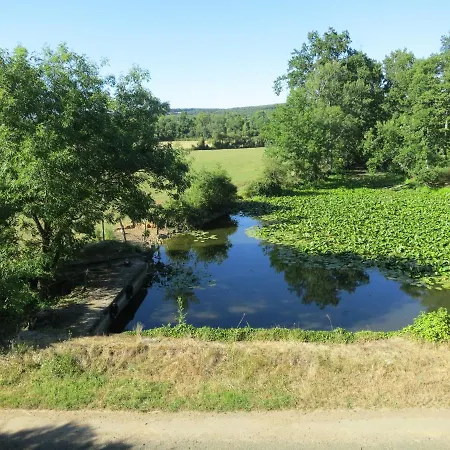 Couette-café D'hôtes Du Moulin De La Chaussee 3*